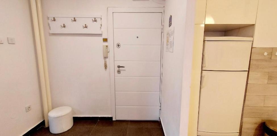 High White Apartments Βελιγράδι Δωμάτιο φωτογραφία